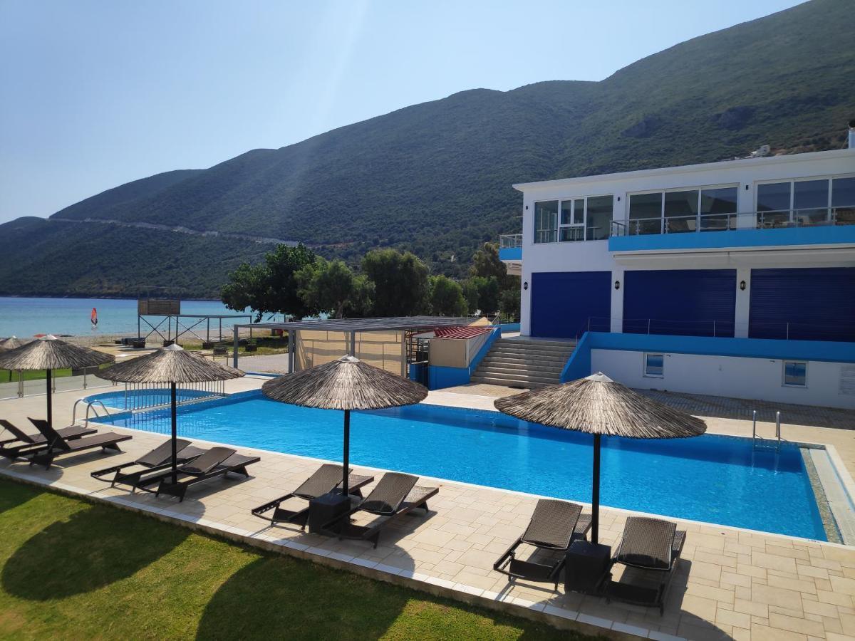 Surf Hotel 瓦西利基 外观 照片
