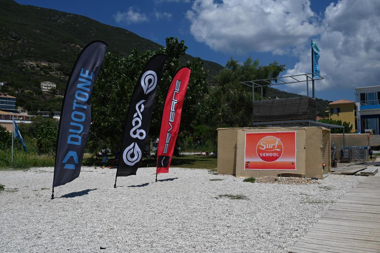 Surf Hotel 瓦西利基 外观 照片