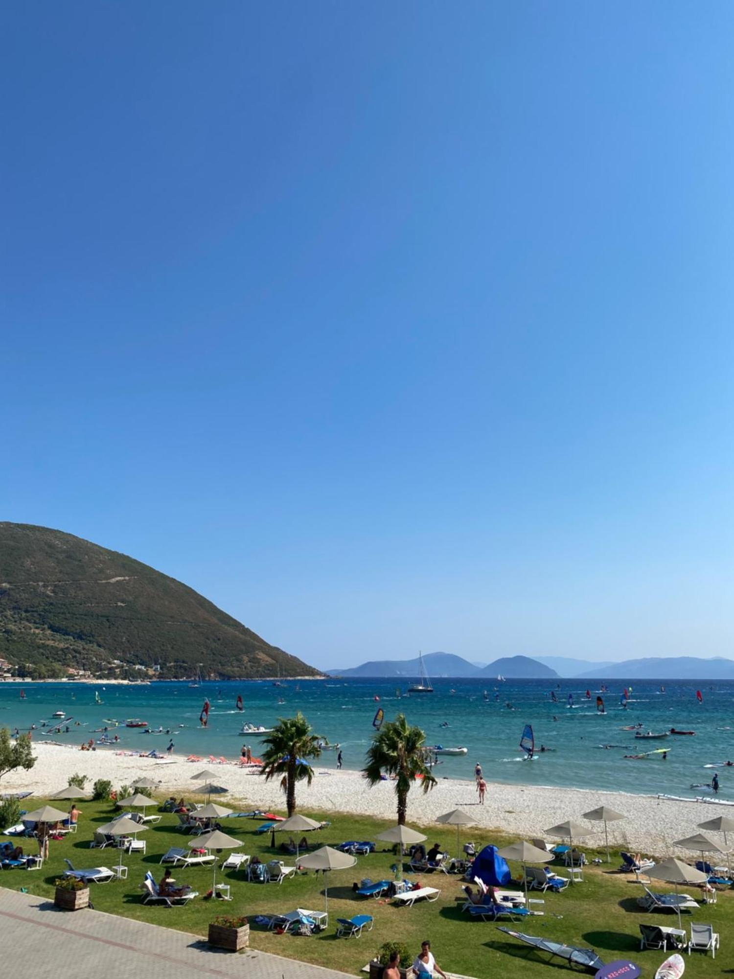 Surf Hotel 瓦西利基 外观 照片