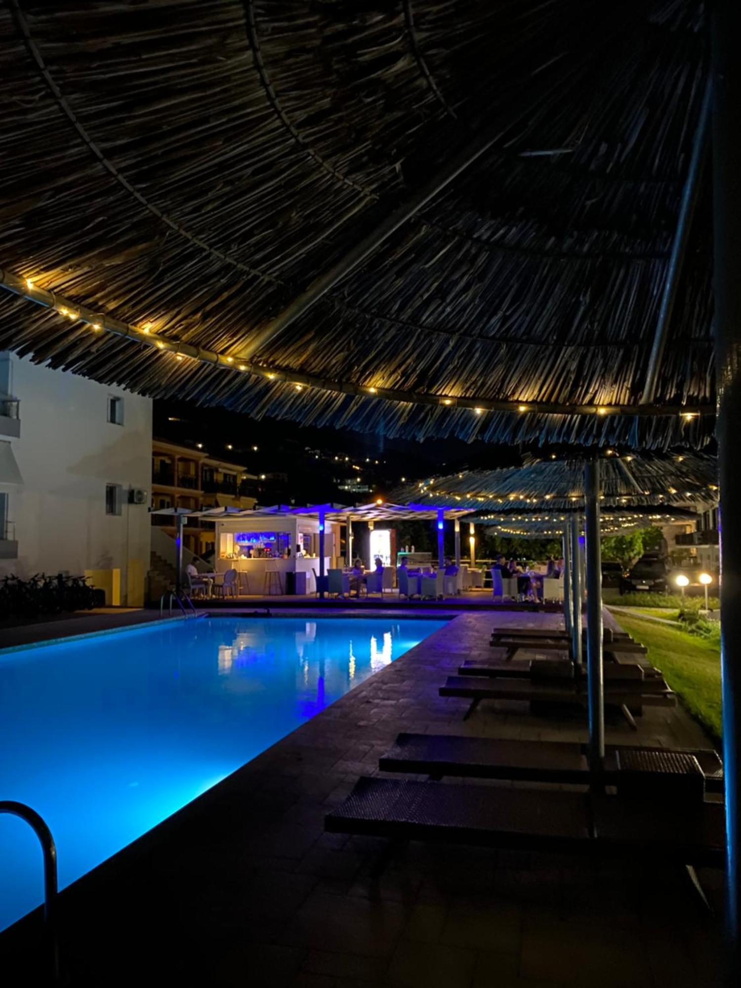 Surf Hotel 瓦西利基 外观 照片