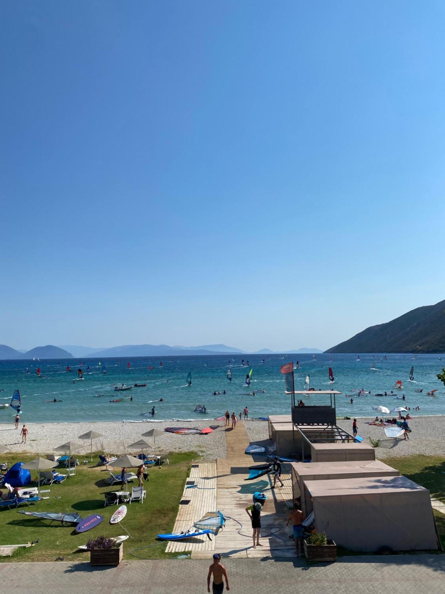 Surf Hotel 瓦西利基 外观 照片
